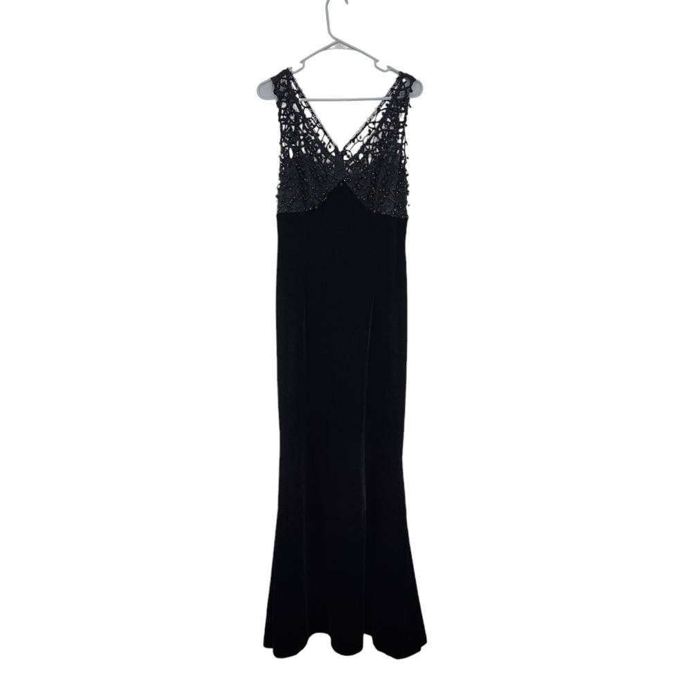 Papell Boutique Women's Vintage Lace Beaded Velvet Formal Long Evening Dress